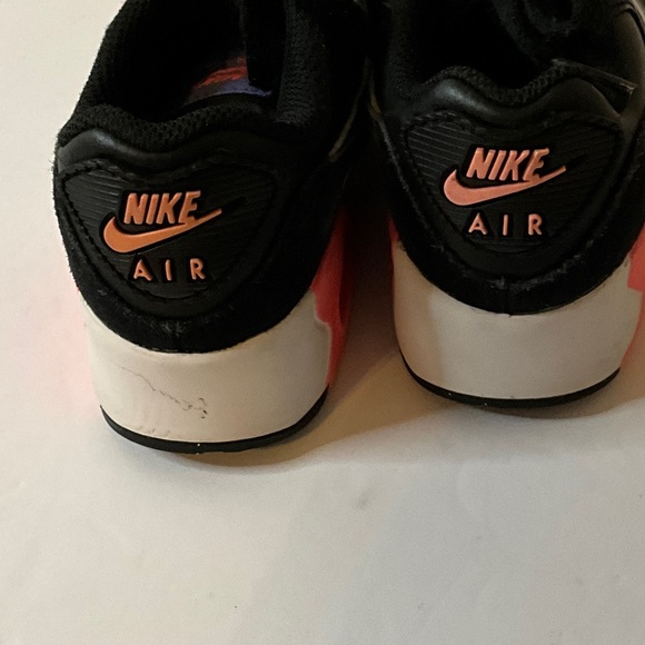 Nike Kids Black Sneakers with Purple and Orange Accents - Picture 4 of 5